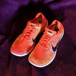 SOLD Nike Barefoot Ride 4.0